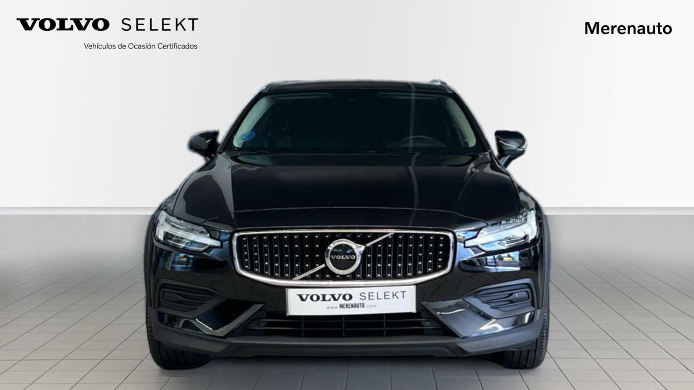 Volvo  V60 Cross Country Core, B4 (diesel) AWD, Diésel